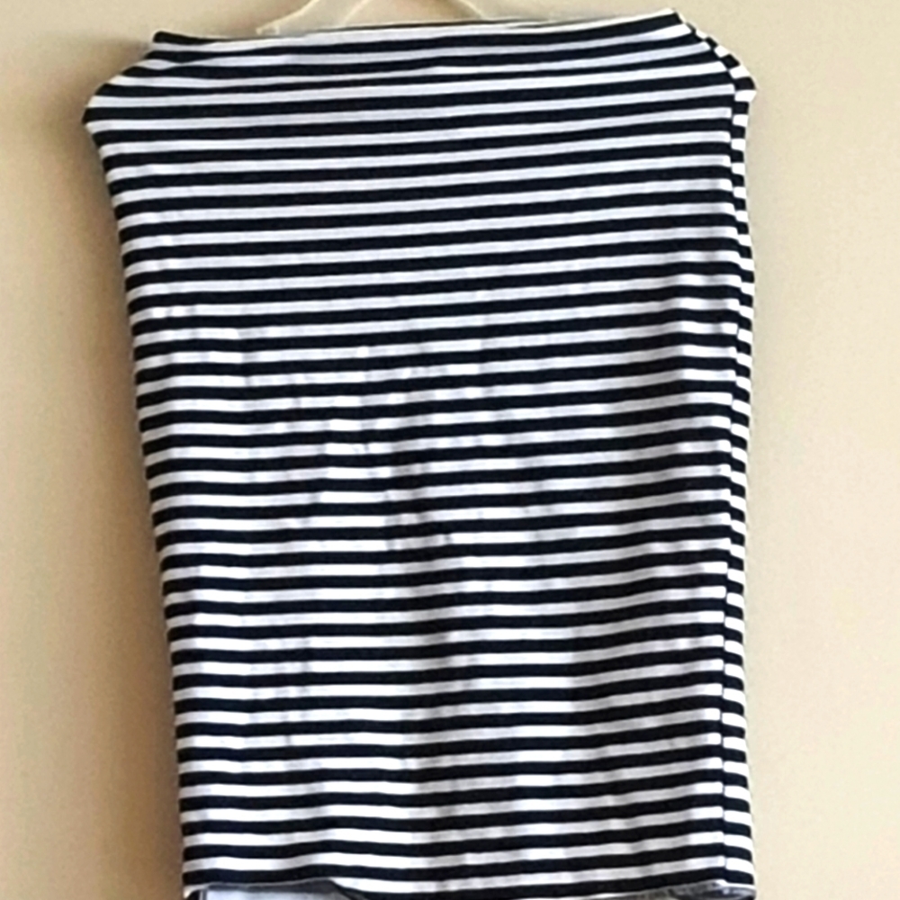 Stretchy strips straight skirt